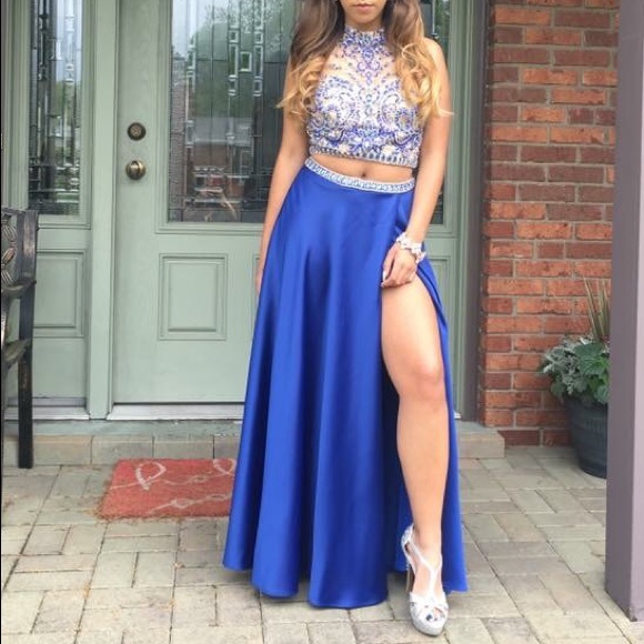 Two piece Prom dress - Picture 3 of 5